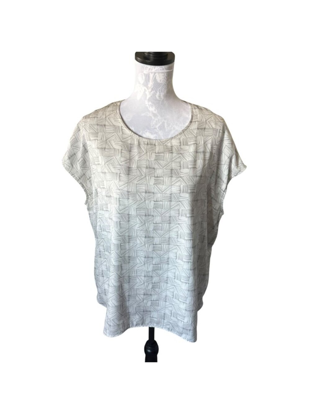 MM Lafleur Womens Sleeveless Top Blouse Shirt Gray Size Large
